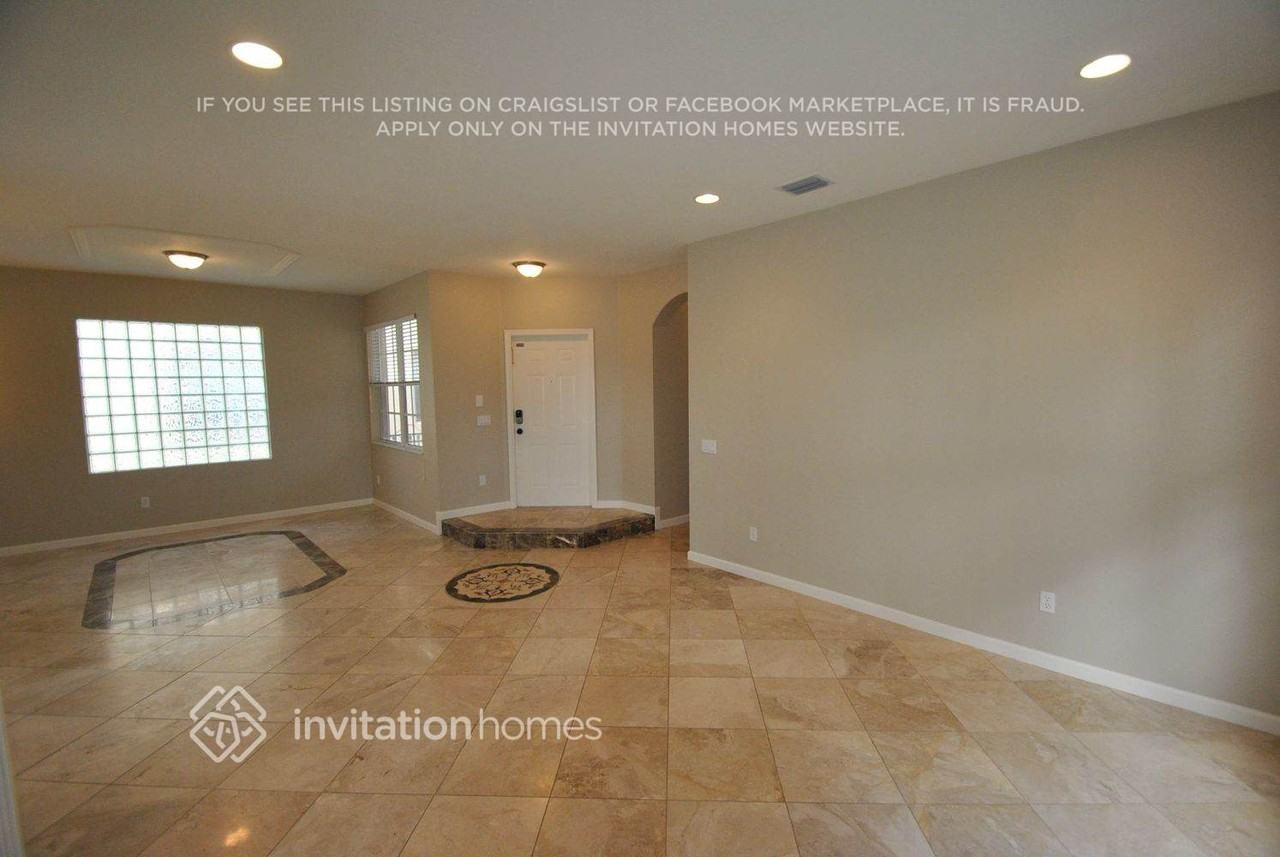 605 Garden Cress Trl - Photo 2 of 10