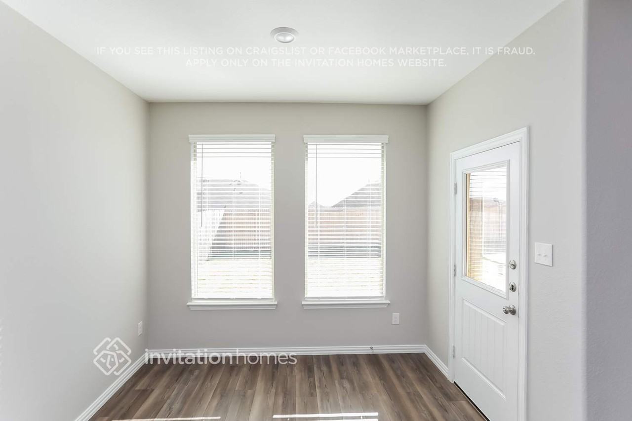 625 Ridgeback Trl - Photo 6 of 16