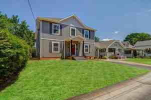 featured image of 1345 E Cherry St