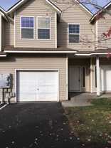 2002 SW Canyon Drive - Photo 1 of 1