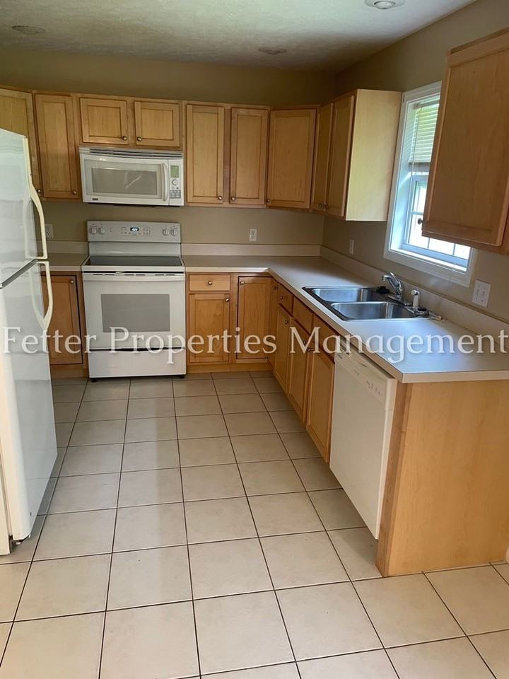 7778 Sandalwood Dr - Photo 4 of 12