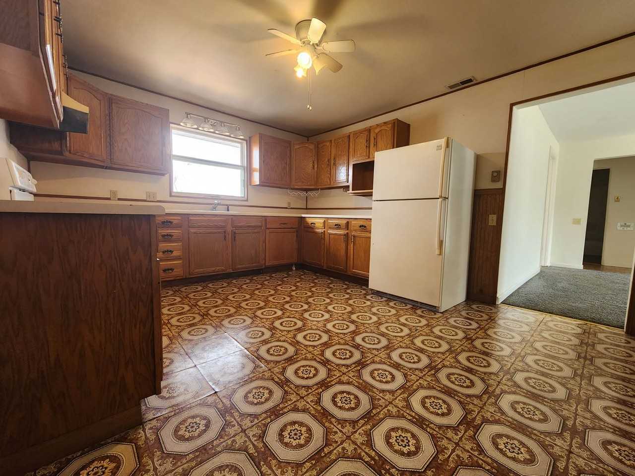 3554 Fullerton Ave - Photo 5 of 10