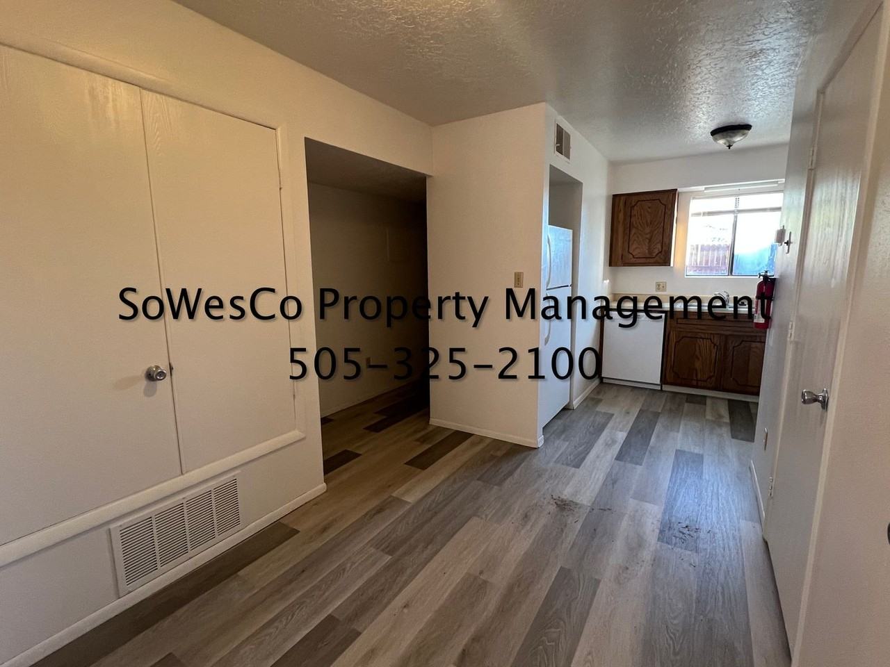 826 N Vine Ave #C - Photo 5 of 13