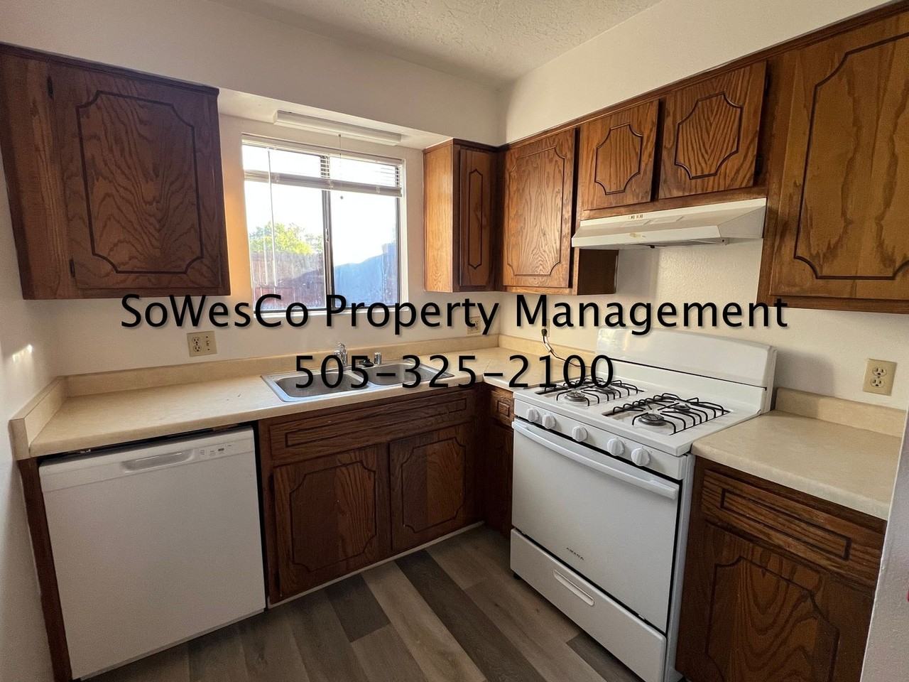 826 N Vine Ave #C - Photo 6 of 13