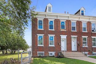 394 E Maple St - Photo 1 of 1