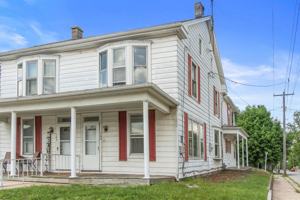 featured image of 102 S 3rd St