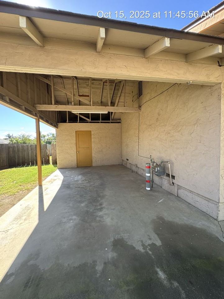 143 N Castle Rock St - Photo 3 of 15