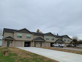 featured image of 1901 E 9th St