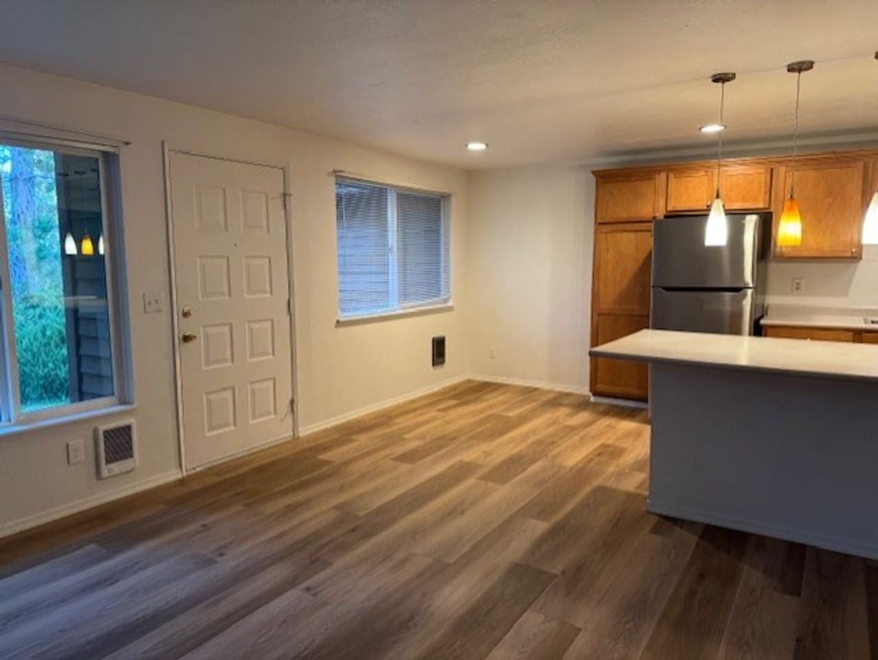 2910 Ne Lotno Dr - Photo 5 of 10