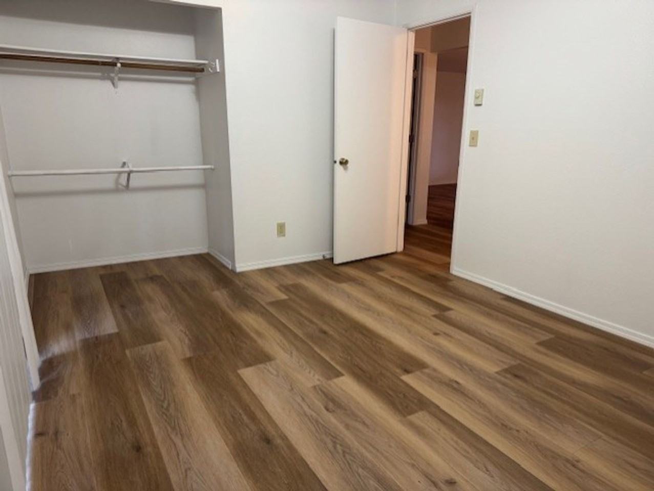 2910 Ne Lotno Dr - Photo 7 of 10