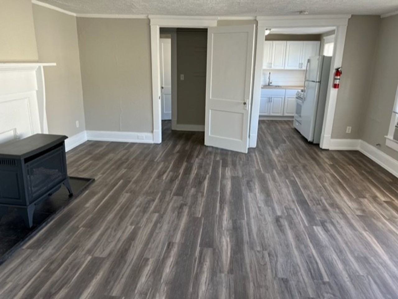 1802 Temple Ave - Photo 2 of 10