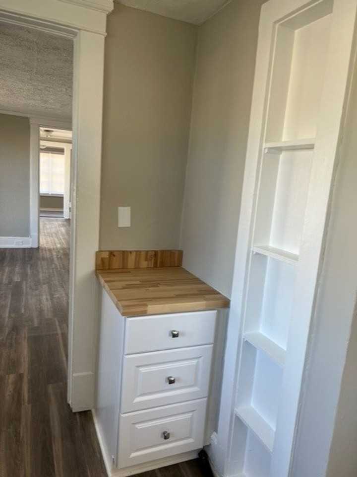 1802 Temple Ave - Photo 4 of 10