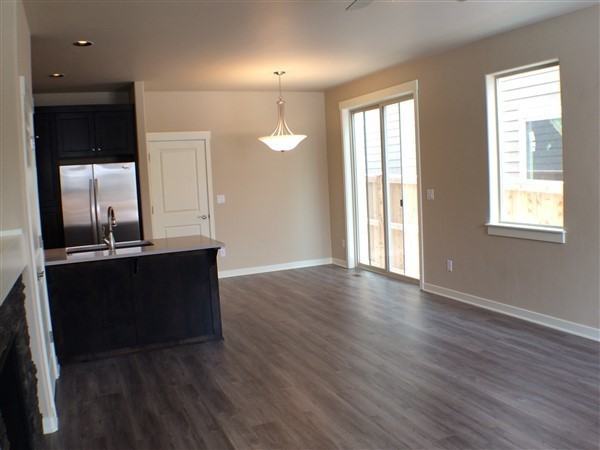 20759 Boulderfield Ave - Photo 2 of 16