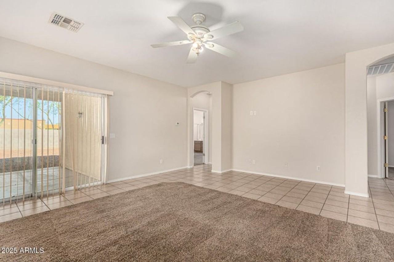 11642 West Monroe Street - Photo 6 of 18