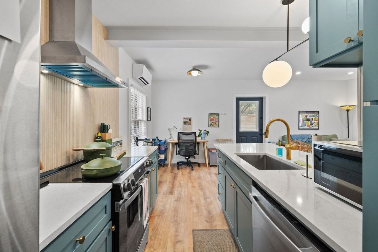 2808 Jefferson St - Photo 6 of 13