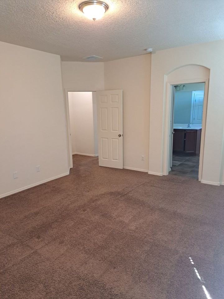 6956 Tempe Ave Nw - Photo 3 of 50