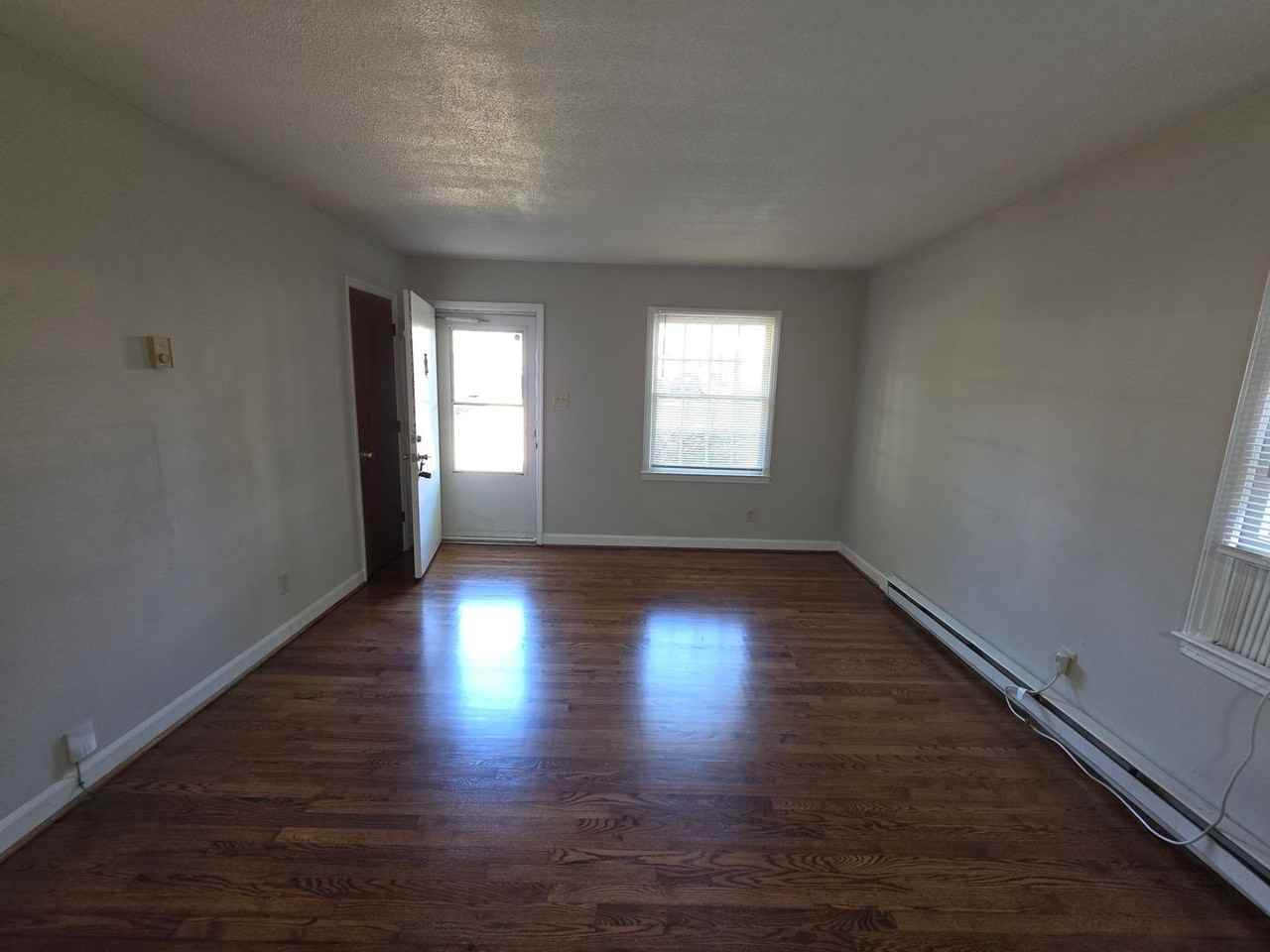 2921 Coronet Way - Photo 3 of 12