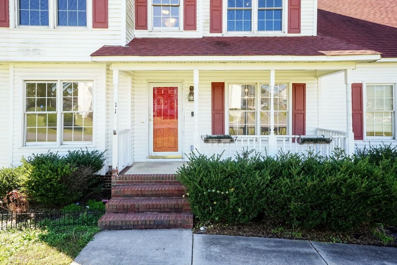 11 Blair Drive - Photo 3 of 32