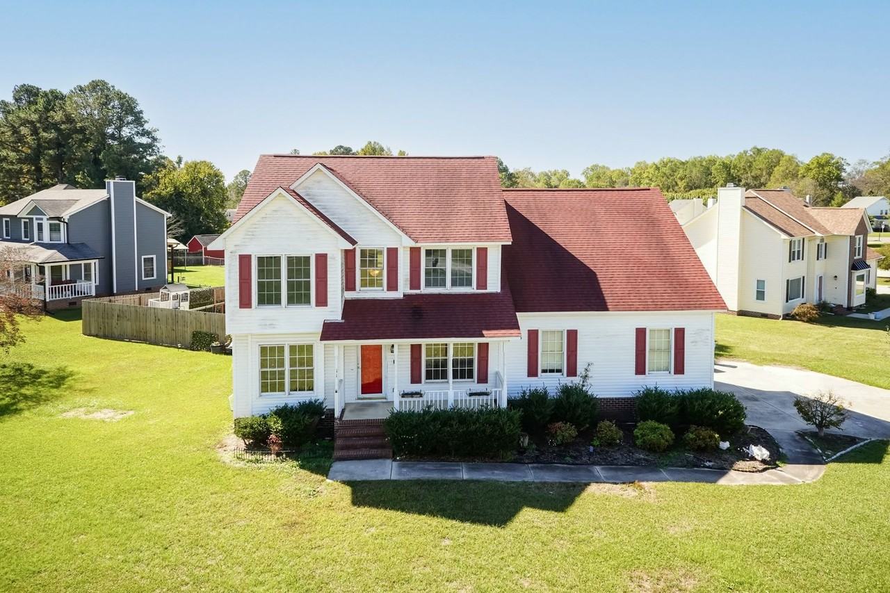 11 Blair Drive - Photo 4 of 32