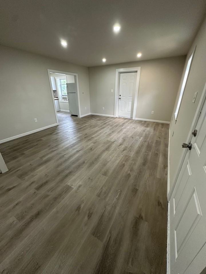 1507 Washington Ave - Photo 3 of 10
