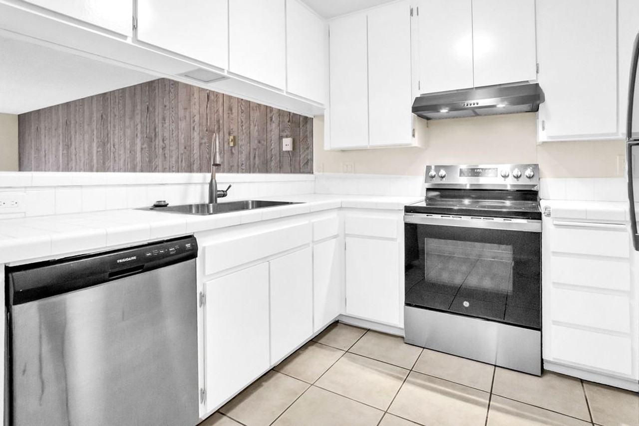 7833 Camino Raposa - Photo 7 of 23