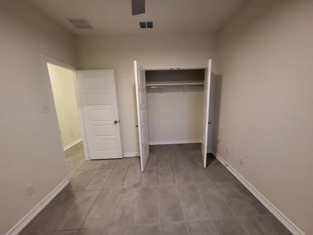10415 Caddo Pass - Photo 2 of 31