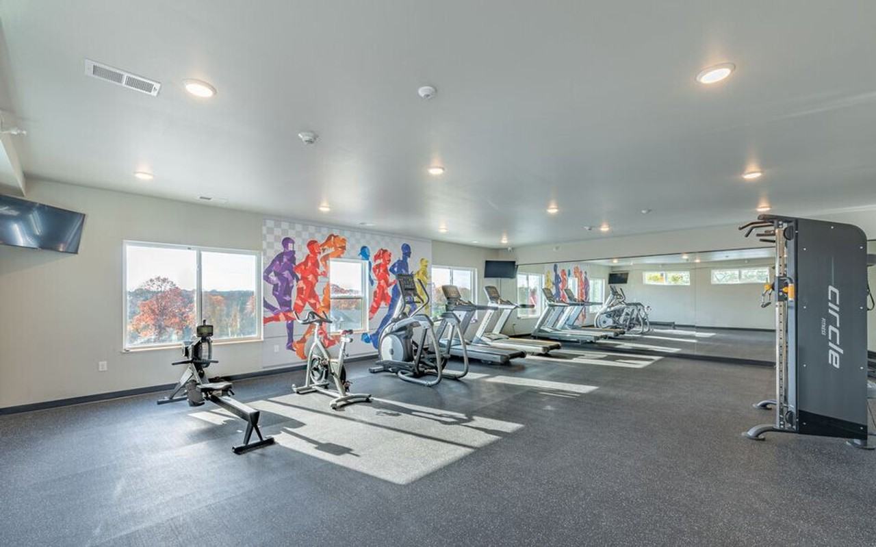 Galloway Flats |  Luxury Living with all the amenities! $500 Deposit! - Photo 5 of 20