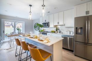 916 15th St Se - Photo 1 of 1