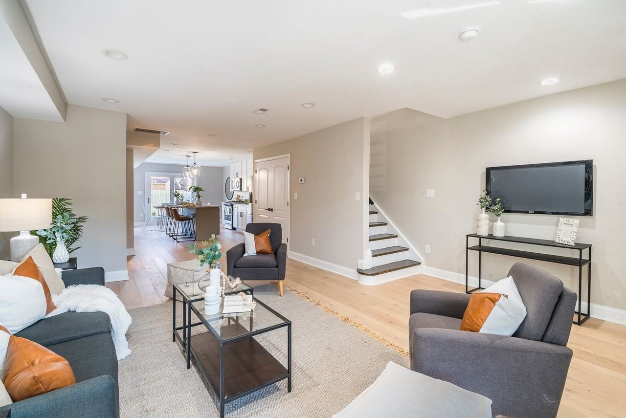 916 15th St Se - Photo 7 of 23