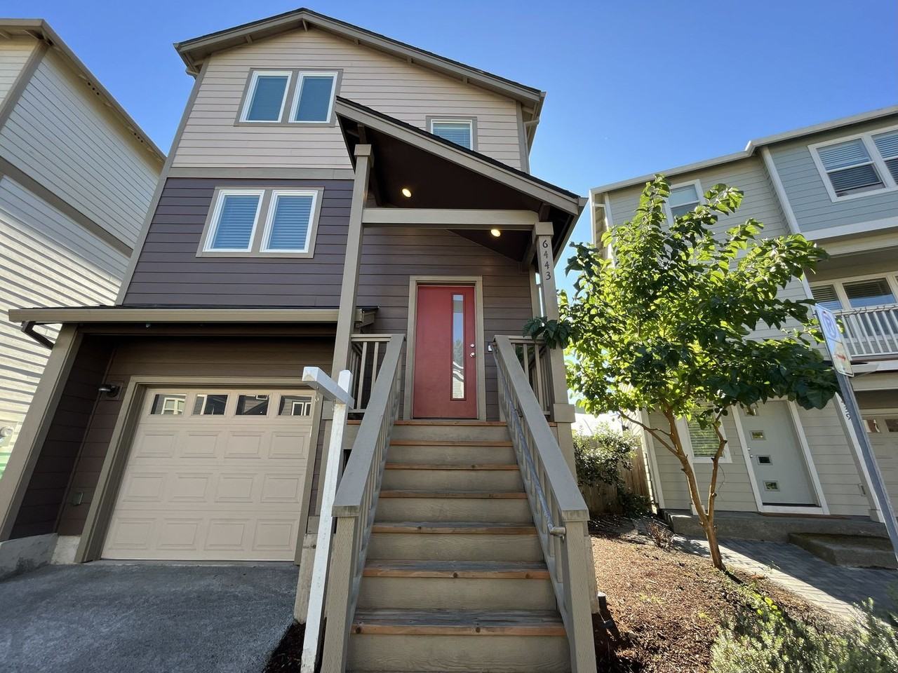 6443 Southeast 134th Avenue - Photo 3 of 36