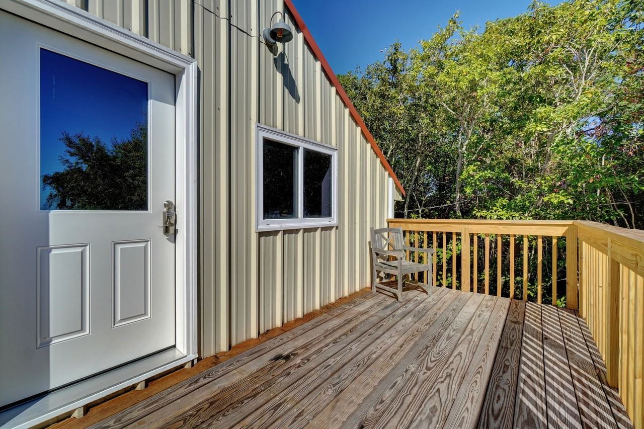 1417 Drum Point Rd - Photo 3 of 29