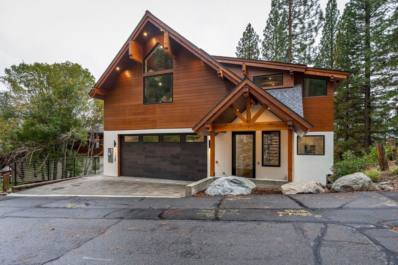 1138 Altdorf Ter - Photo 2 of 40