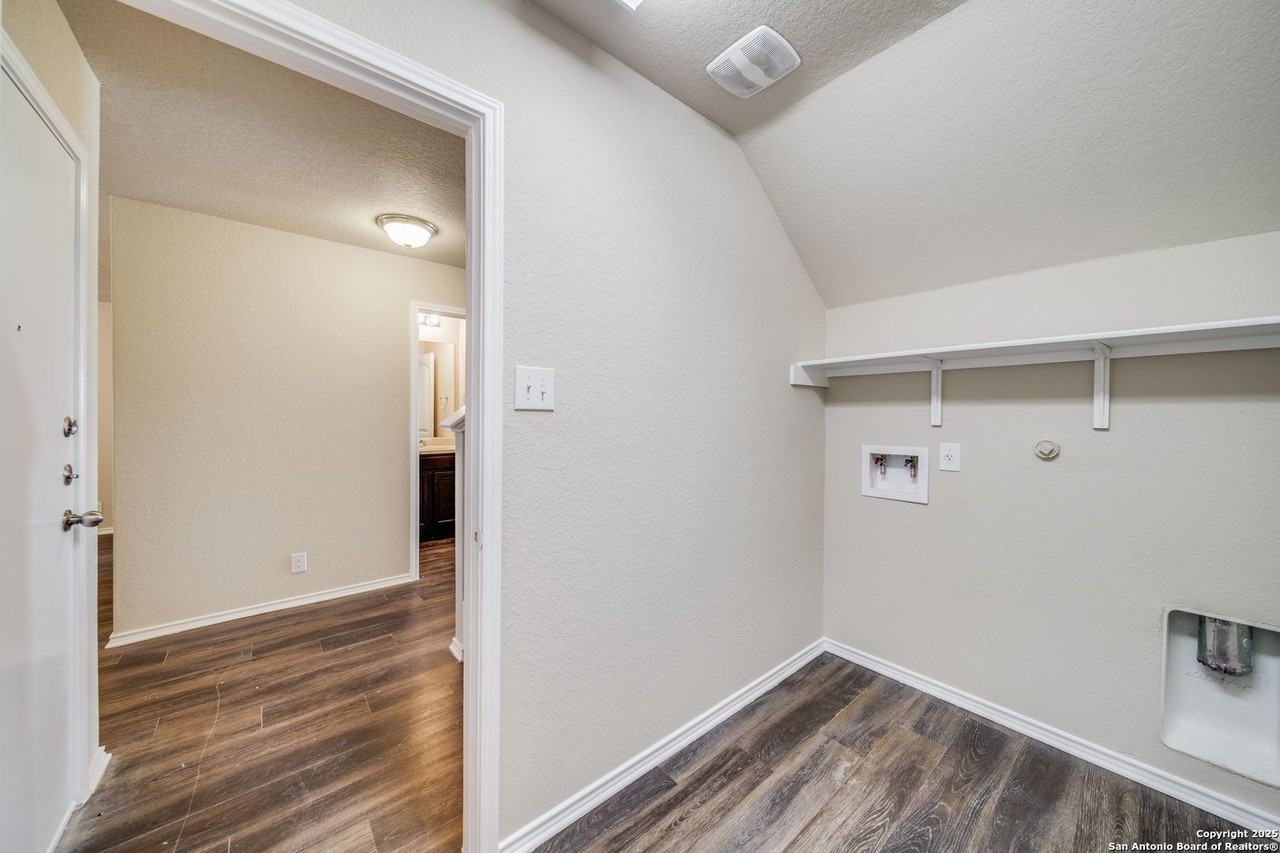 12358 Erstein Vly - Photo 6 of 8