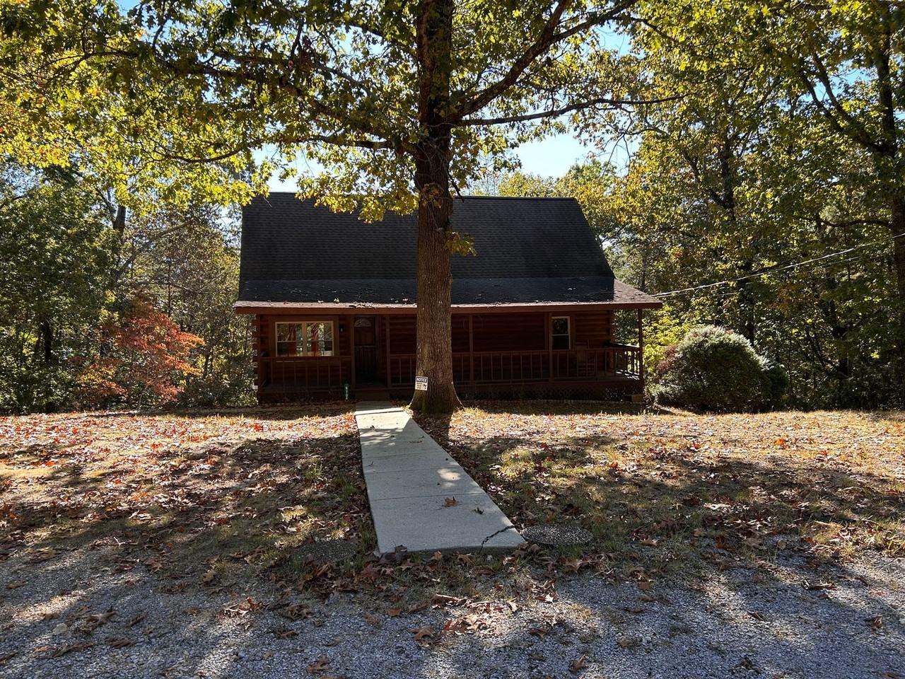 6704 Country Oaks Ln - Photo 2 of 17