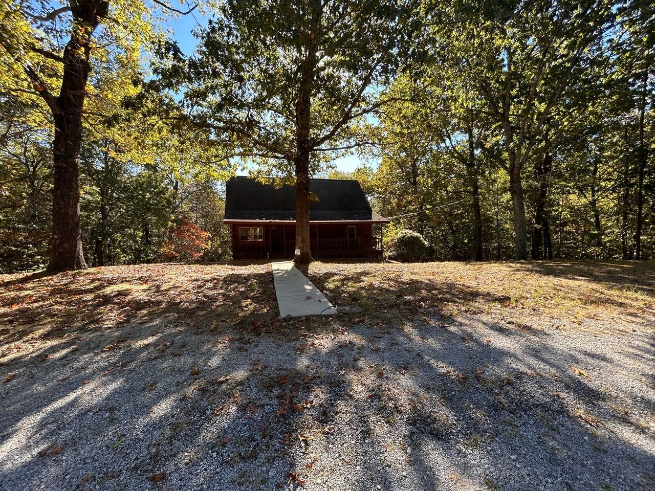 6704 Country Oaks Ln - Photo 3 of 17