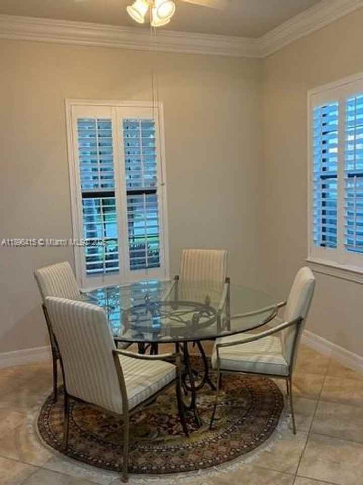 3071 Florence St - Photo 3 of 10