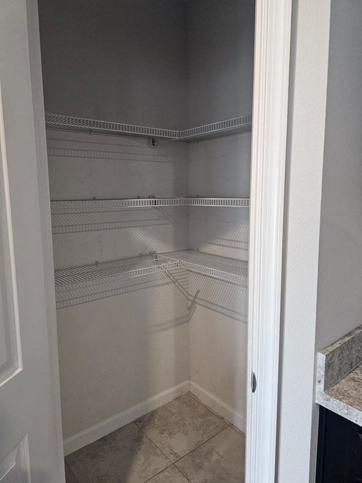 264 Fiddlewood Ct - Photo 4 of 14