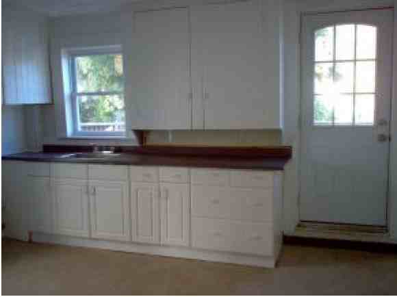 422 Manchester St - Photo 2 of 9