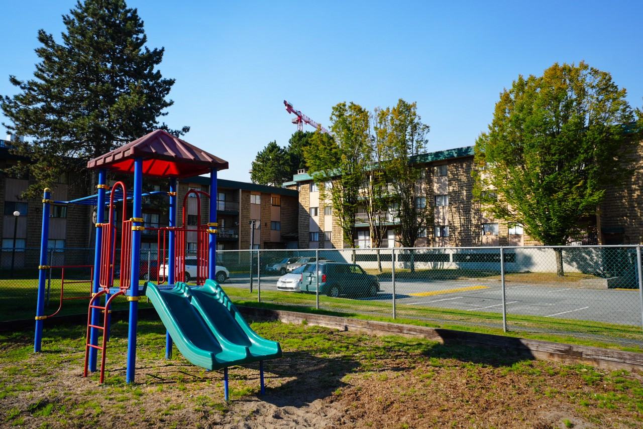 Regency Manor Residences - Photo 3 of 16