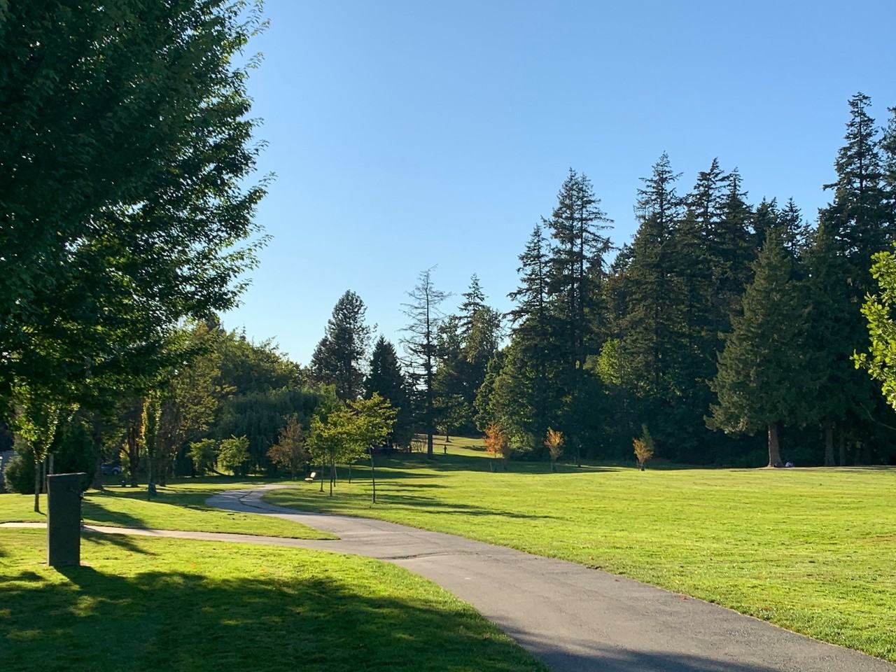 Regency Manor Residences - Photo 5 of 16