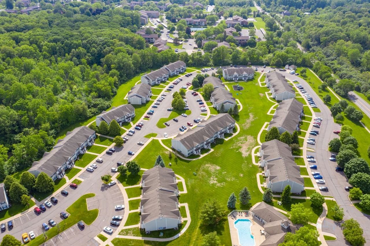 2020 Arbor Circle East - Photo 6 of 50