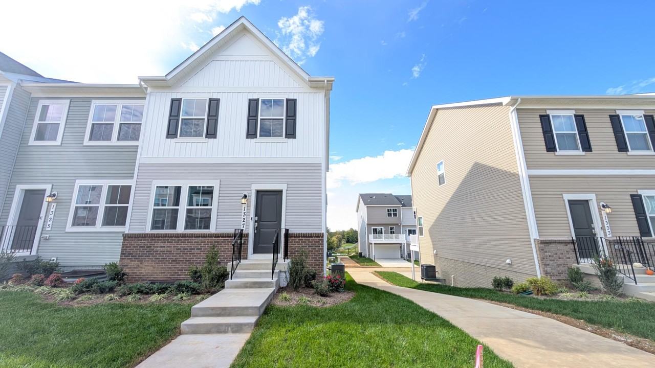 1327 Cedar Valley Rd - Photo 3 of 20