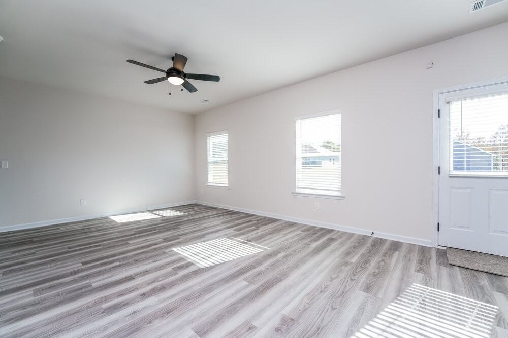 428 Egret Ct - Photo 4 of 17