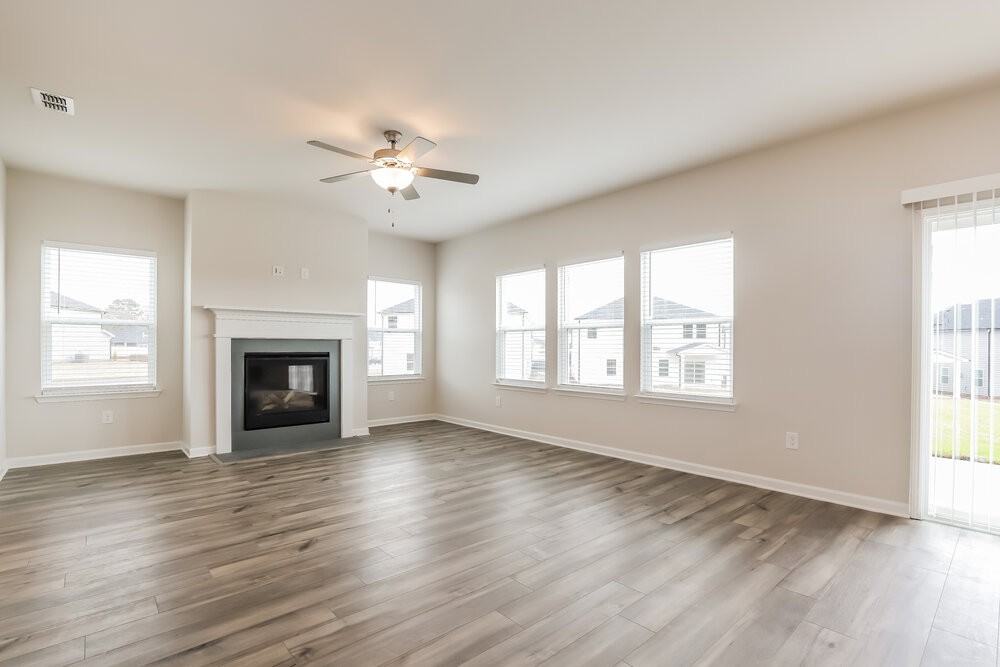 5922 Green Ash Ct - Photo 5 of 17