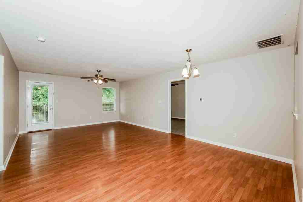 5544 Wild Horse Dr - Photo 6 of 16