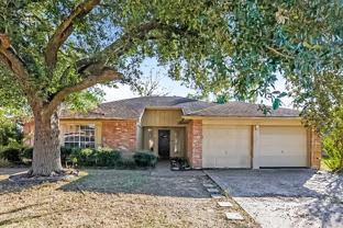 7202 Skylight Ln - Photo 1 of 1