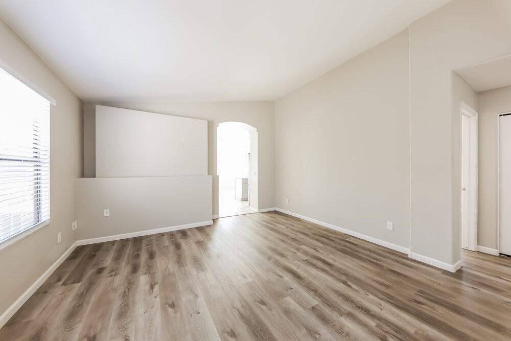 3233 E Tonopah Dr - Photo 3 of 16