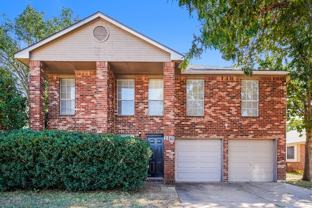 2843 Red Oak Dr - Photo 1 of 1