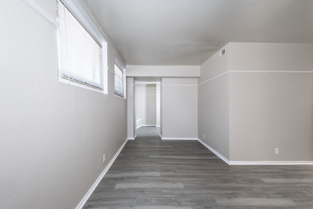 Columbian Apartments - Photo 4 of 37