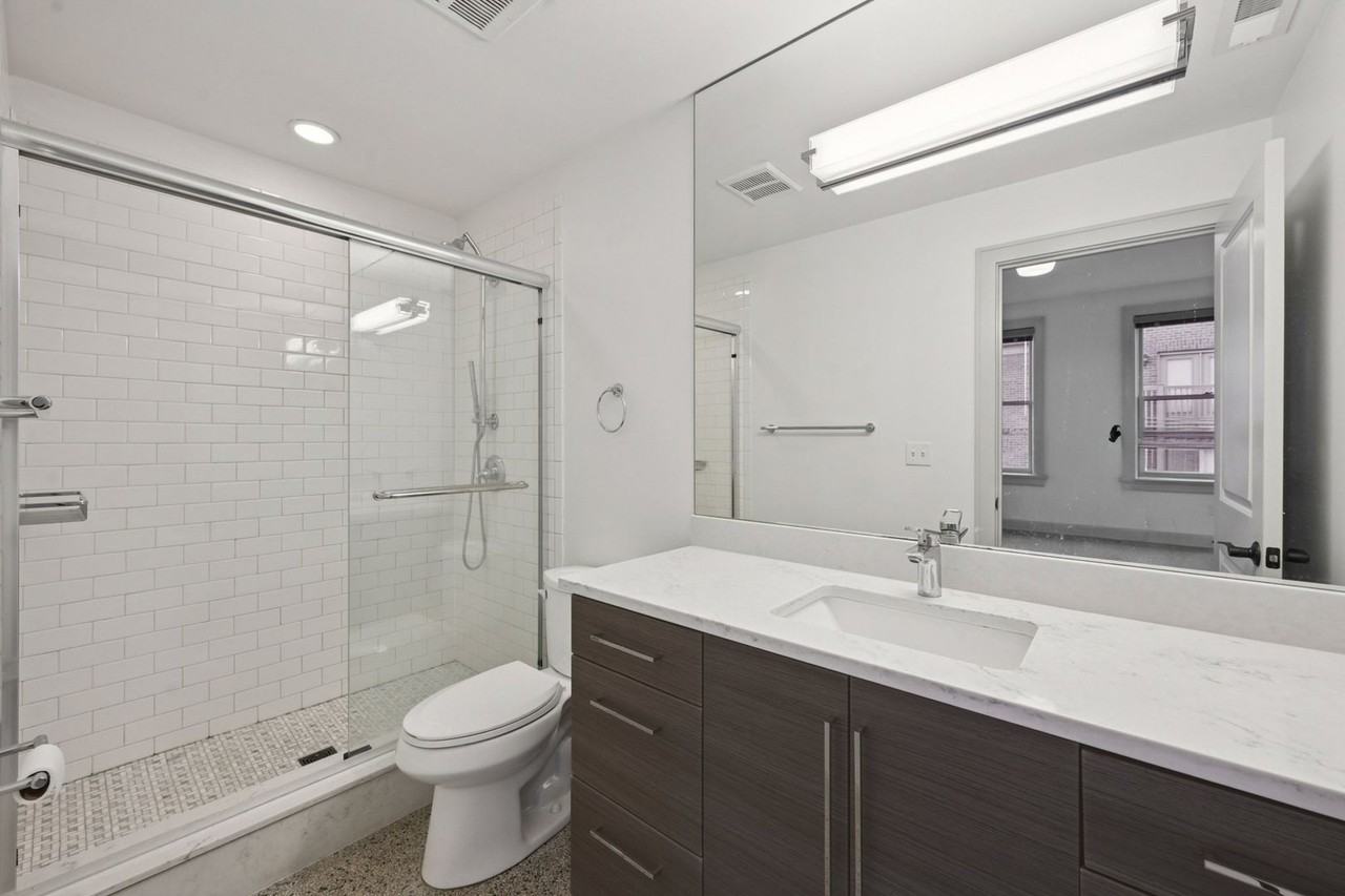 9 Buttles Ave - Photo 5 of 37